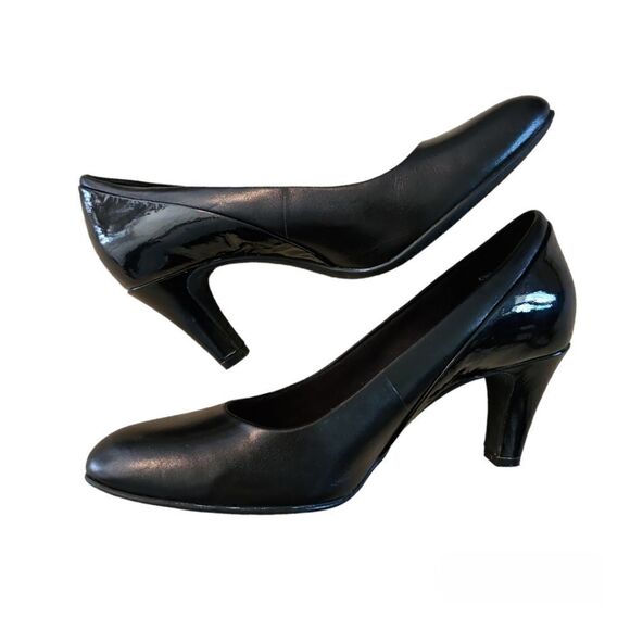 Clarks Artisan Black High Heel Patent Leather and Leather Upper Size 6 - Picture 5 of 12
